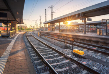 Understand how train tracks are maintained