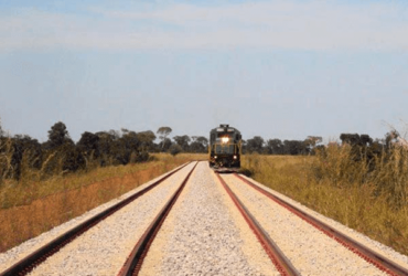 Qual é a importância do setor ferroviário brasileiro