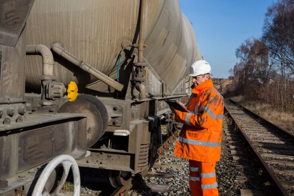 medidas de seguraça no transporte ferroviário - engenheiro ferroviário