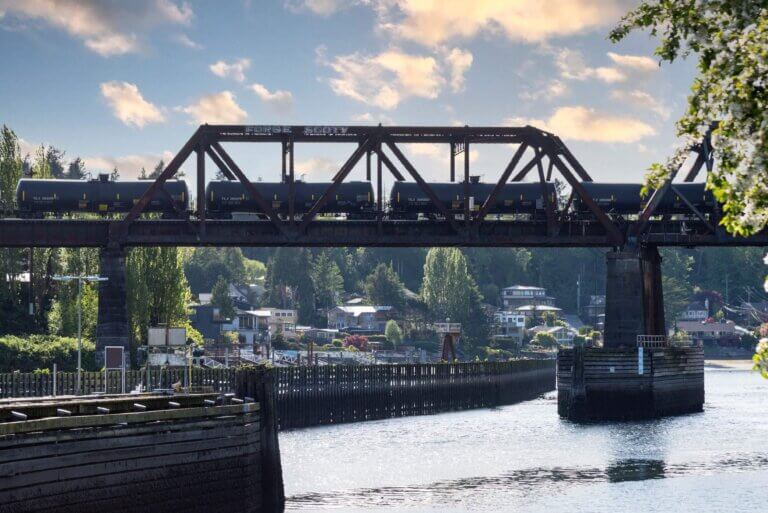 ferrovia e hidrovia