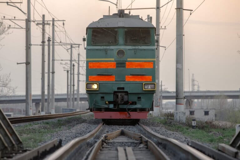 locomotiva em ferrovia transcontinental eua